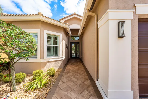 Property Slideshow image 3 of 70 | 8196 mount thor ln, Boynton Beach, FL, 33473