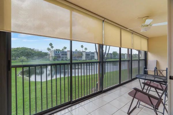 Property Slideshow image 2 of 38 | 6515 kensington ln 201, Delray Beach, FL, 33446
