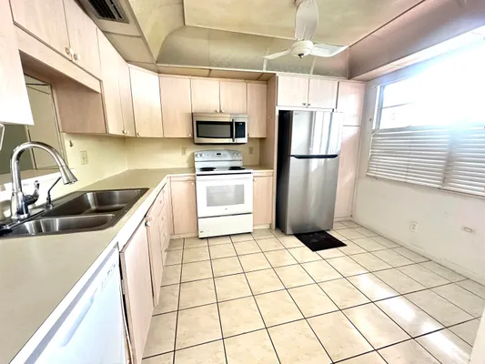 Property Slideshow image 2 of 40 | 2005 granada dr k1, Coconut Creek, FL, 33066