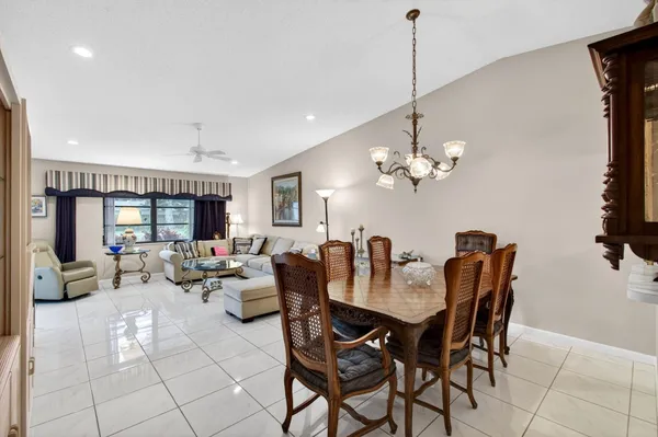 Property Slideshow image 2 of 75 | 6292 kings gate cir, Delray Beach, FL, 33484