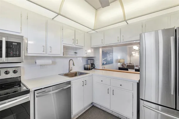 Property Slideshow image 3 of 18 | 7847 golf circle dr 211, Margate, FL, 33063