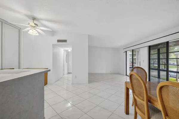 Property Slideshow image 3 of 78 | 7648 ashmont cir 212, Tamarac, FL, 33321