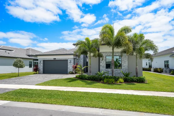 Property Slideshow image 2 of 53 | 11390 cherry canyon ct, Boynton Beach, FL, 33473