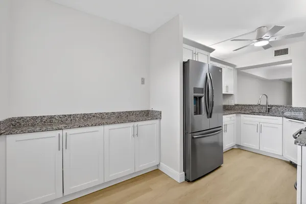 Property Slideshow image 2 of 52 | 23277 barwood ln 109, Boca Raton, FL, 33428