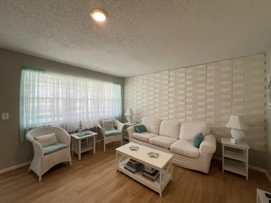 Property Slideshow image 2 of 36 | 258 markham l 258, Deerfield Beach, FL, 33442