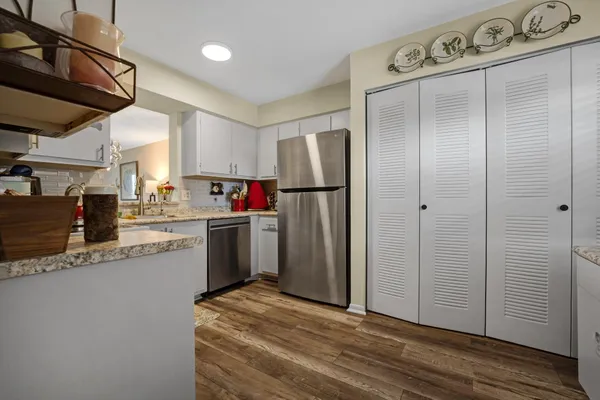 Property Slideshow image 3 of 73 | 6936 huntington ln 204, Delray Beach, FL, 33446