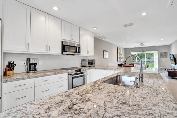 Property Slideshow image 3 of 44 | 8620 chevy chase dr, Boca Raton, FL, 33433