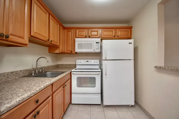 Property Slideshow image 2 of 21 | 197 andover h h, West Palm Beach, FL, 33417