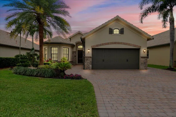 Property Slideshow image 2 of 50 | 3704 siena cir, Wellington, FL, 33414