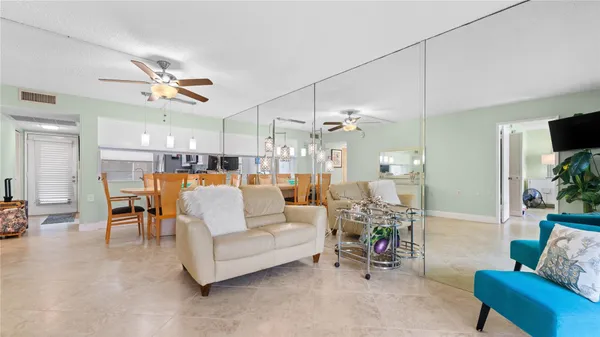 Property Slideshow image 3 of 26 | 2710 nassau bnd, Coconut Creek, FL, 33066