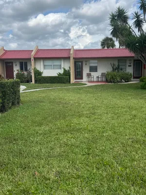 Property Slideshow image 3 of 6 | 117 golden river dr, West Palm Beach, FL, 33411