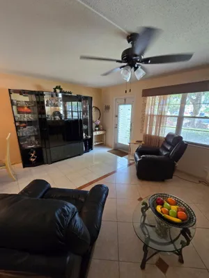 Property Slideshow image 2 of 55 | 1030 ashby d 1030, Deerfield Beach, FL, 33442