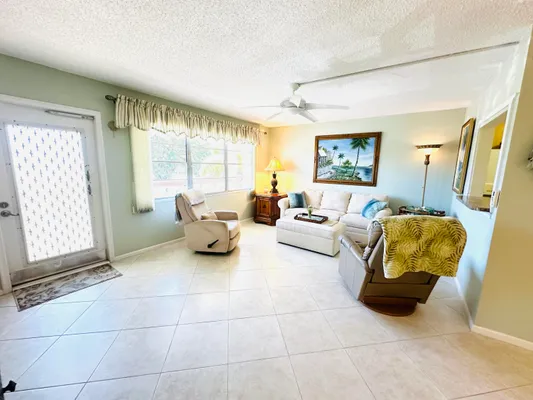 Property Slideshow image 2 of 67 | 2132 cambridge f f, Deerfield Beach, FL, 33442
