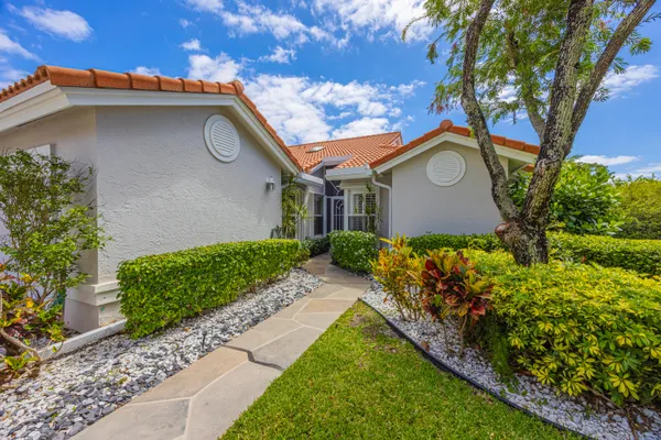 Property Slideshow image 2 of 30 | 7594 seafoam ct, Boynton Beach, FL, 33437