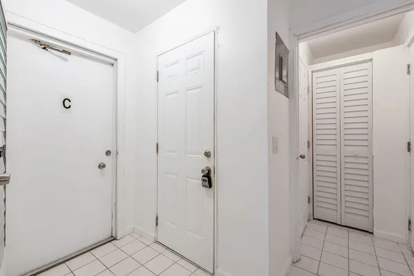 Property Slideshow image 2 of 27 | 2739 dudley dr, West Palm Beach, FL, 33415