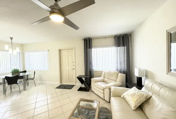 Property Slideshow image 3 of 28 | 2880 lake osborne dr 205, Lake Worth Beach, FL, 33461