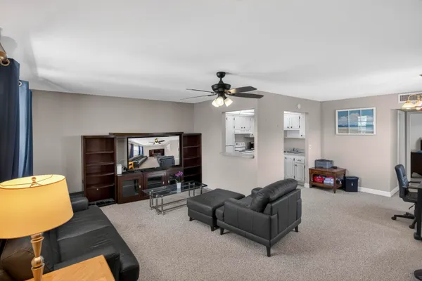 Property Slideshow image 2 of 27 | 82 flanders 82-b, Delray Beach, FL, 33484