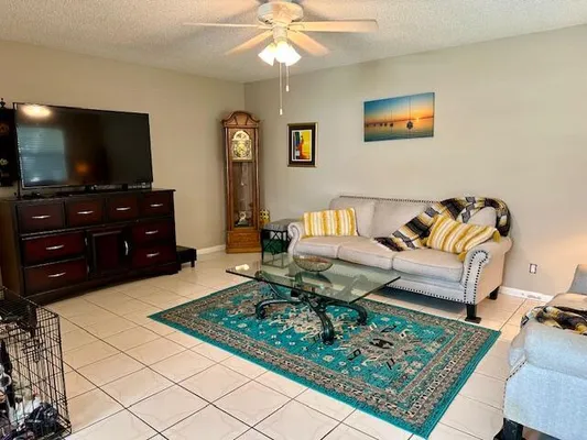 Property Slideshow image 3 of 20 | 769 burgundy q q, Delray Beach, FL, 33484