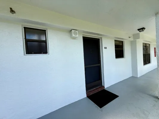 Property Slideshow image 3 of 44 | 4760 lucerne lakes blvd 105, Lake Worth, FL, 33467