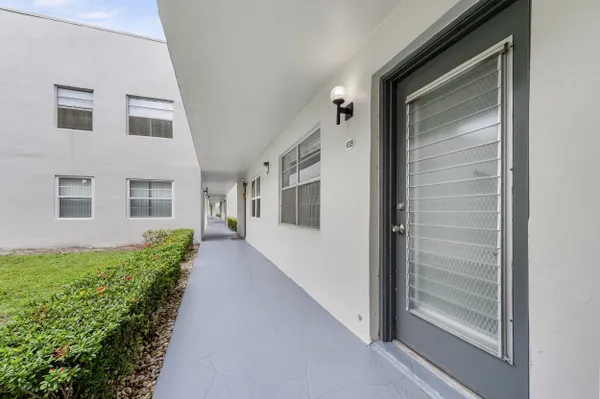 Property Slideshow image 3 of 37 | 339 normandy, Delray Beach, FL, 33484