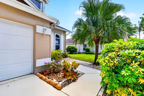Property Slideshow image 3 of 47 | 7908 mansfield hollow rd, Delray Beach, FL, 33446