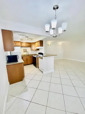 Property Slideshow image 2 of 20 | 581 saxony way, Delray Beach, FL, 33446