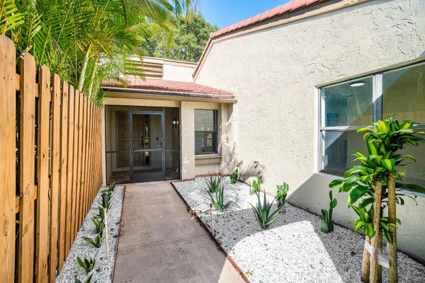 Property Slideshow image 3 of 40 | 5944 forest grove dr 3, Boynton Beach, FL, 33437