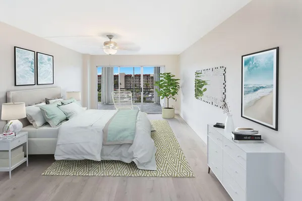 Property Slideshow image 3 of 28 | 3590 via poinciana 501, Lake Worth, FL, 33467