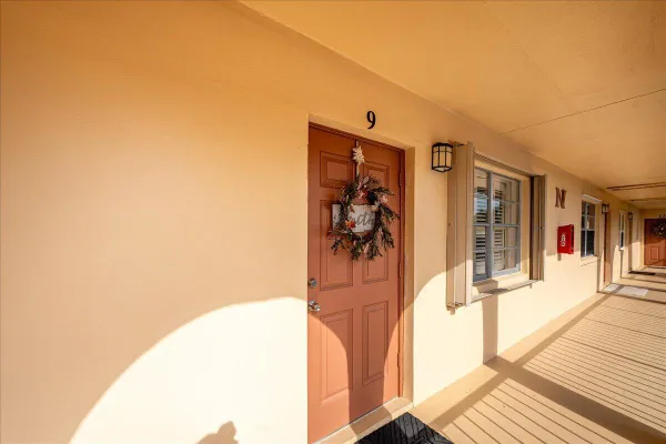 Property Slideshow image 3 of 50 | 2600 s kanner hwy n9, Stuart, FL, 34994