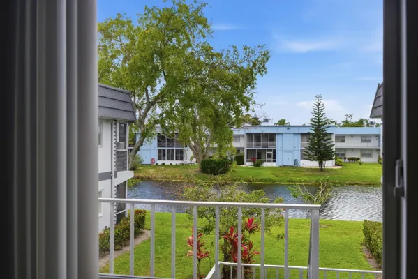 Property Slideshow image 2 of 33 | 376 saxony h h, Delray Beach, FL, 33446