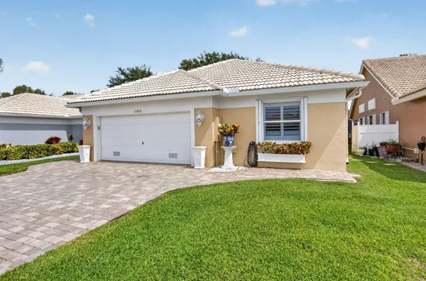 Property Slideshow image 3 of 83 | 12806 hampton lakes cir, Boynton Beach, FL, 33436