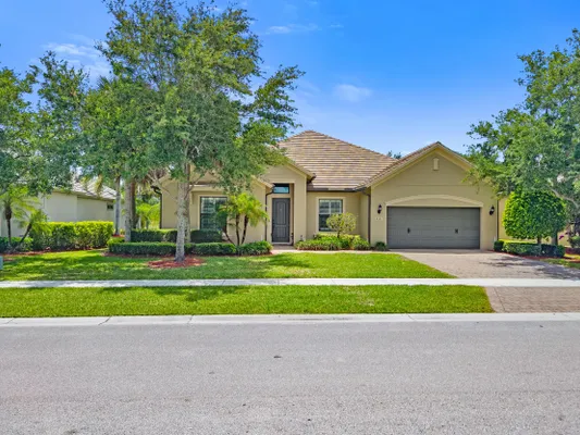 Property Slideshow image 2 of 57 | 4591 siena cir, Wellington, FL, 33414