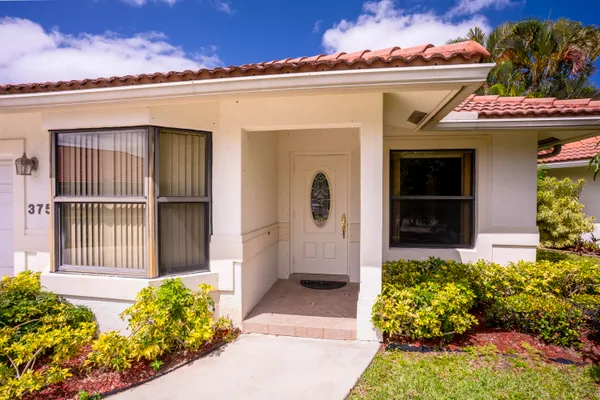 Property Slideshow image 2 of 29 | 375 nw 42nd st, Boca Raton, FL, 33431