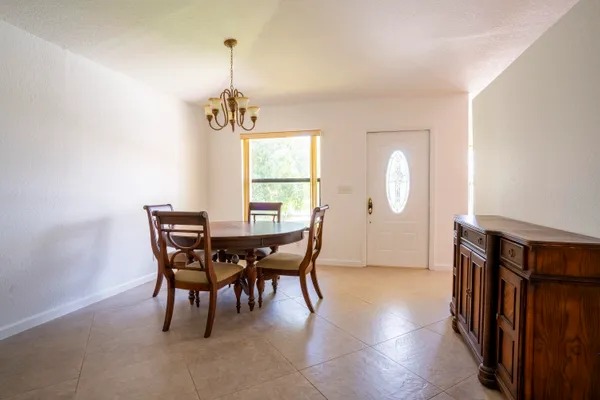 Property Slideshow image 3 of 29 | 375 nw 42nd st, Boca Raton, FL, 33431