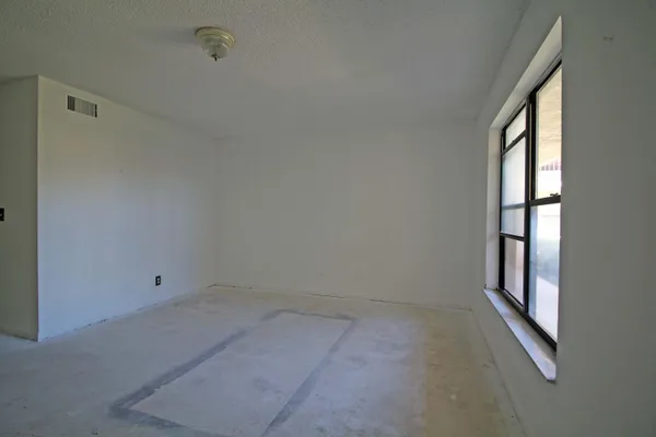 Property Slideshow image 3 of 22 | 450 sw s river dr 104, Stuart, FL, 34997