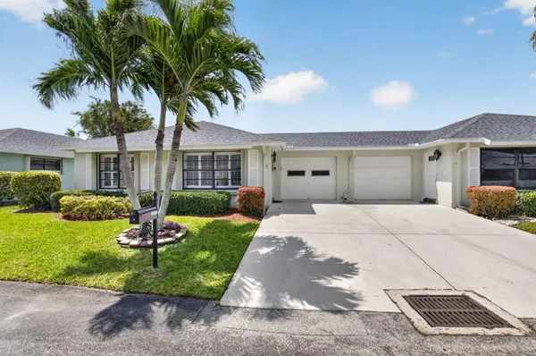 Property Slideshow image 3 of 63 | 9800 tabebuia tree dr a, Boynton Beach, FL, 33436