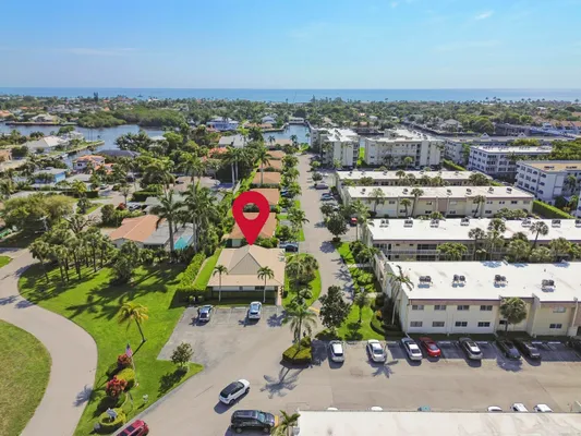 Property Slideshow image 3 of 21 | 631 snug harbor dr s1, Boynton Beach, FL, 33435