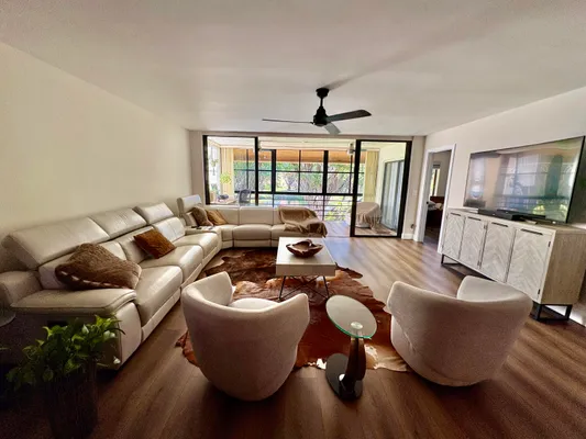 Property Slideshow image 2 of 28 | 11280 green lake dr 203, Boynton Beach, FL, 33437