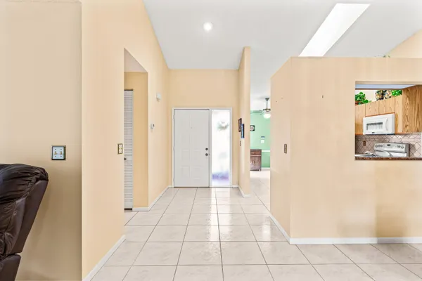 Property Slideshow image 3 of 34 | 8356 sunmeadow ln, Boca Raton, FL, 33496