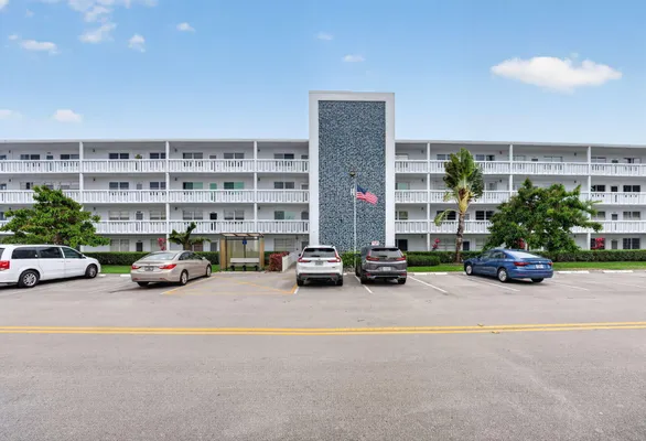 Property Slideshow image 2 of 82 | 1025 ventnor h, Deerfield Beach, FL, 33442