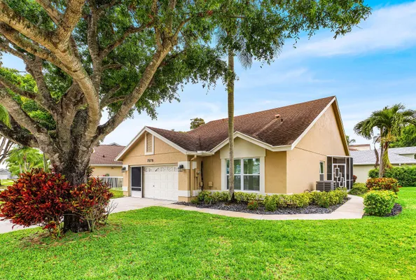 Property Slideshow image 3 of 40 | 7876 lake champlain ct, Delray Beach, FL, 33446