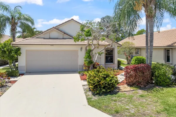 Property Slideshow image 2 of 37 | 4781 brighton lakes blvd, Boynton Beach, FL, 33436
