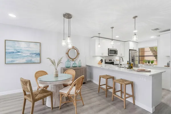 Property Slideshow image 2 of 35 | 21839 arriba real 10g, Boca Raton, FL, 33433