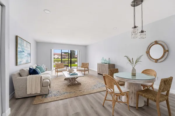 Property Slideshow image 3 of 35 | 21839 arriba real 10g, Boca Raton, FL, 33433