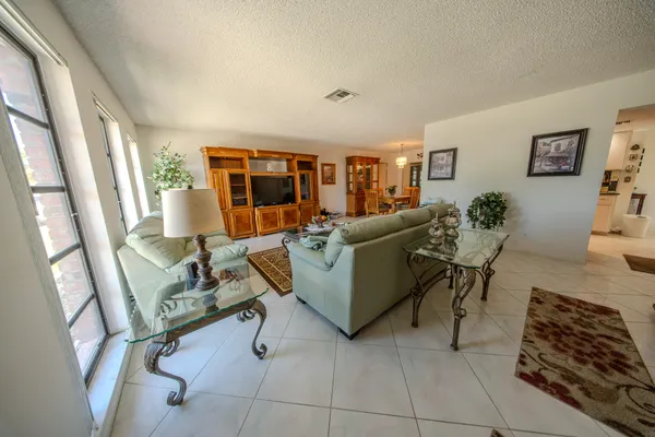 Property Slideshow image 3 of 37 | 6431 hitchin post way, Delray Beach, FL, 33484