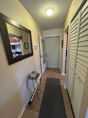 Property Slideshow image 2 of 34 | 1951 sw palm city rd h, Stuart, FL, 34994