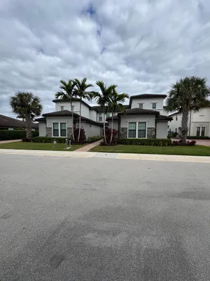 Property Slideshow image 2 of 43 | 21872 canadensis cir 202, Boca Raton, FL, 33428