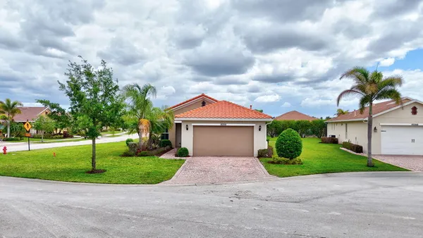 Property Slideshow image 3 of 38 | 10250 sw silverberry ct, Port St. Lucie, FL, 34987