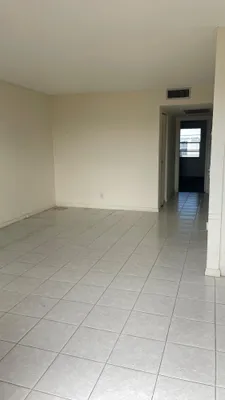 Property Slideshow image 3 of 47 | 4022 hythe b b, Boca Raton, FL, 33434