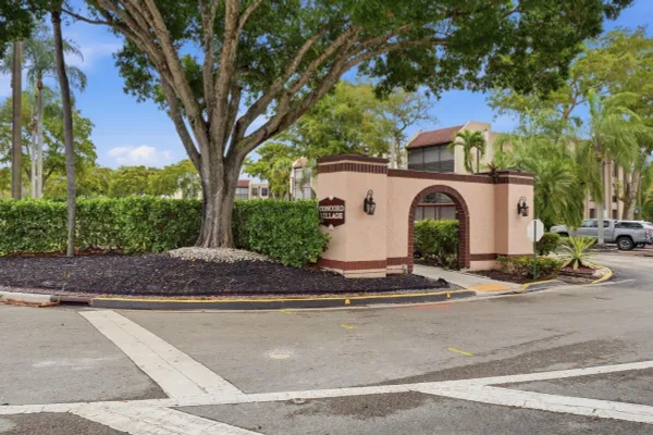 Property Slideshow image 2 of 55 | 6751 n university dr 212, Tamarac, FL, 33321